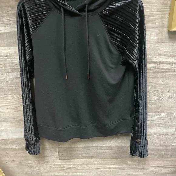 Calia by Carrie underwood velvet hoodie sz small - Picture 2 of 4